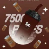 VAKA 奶茶杯 7500口 拋棄式電子煙｜萌熊貓造型＋冰感水果奶茶系專屬口味，15ml 巨量裝搭配 600mAh 可充電續航